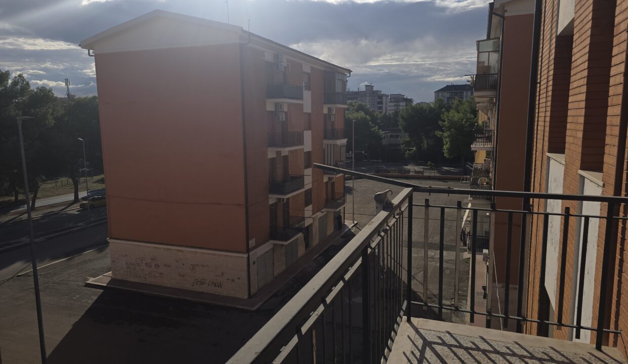 20251002_090756